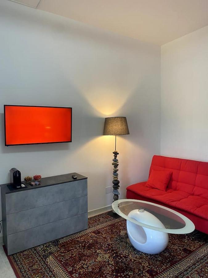Mini Red Hub - Design Apartment Sant'Agapito Eksteriør billede
